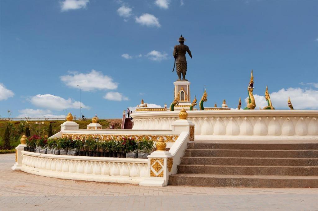 คอนติเนนตัล พลาซา เวียงจันทน์ Hotel Ban Nongdouang ภายนอก รูปภาพ