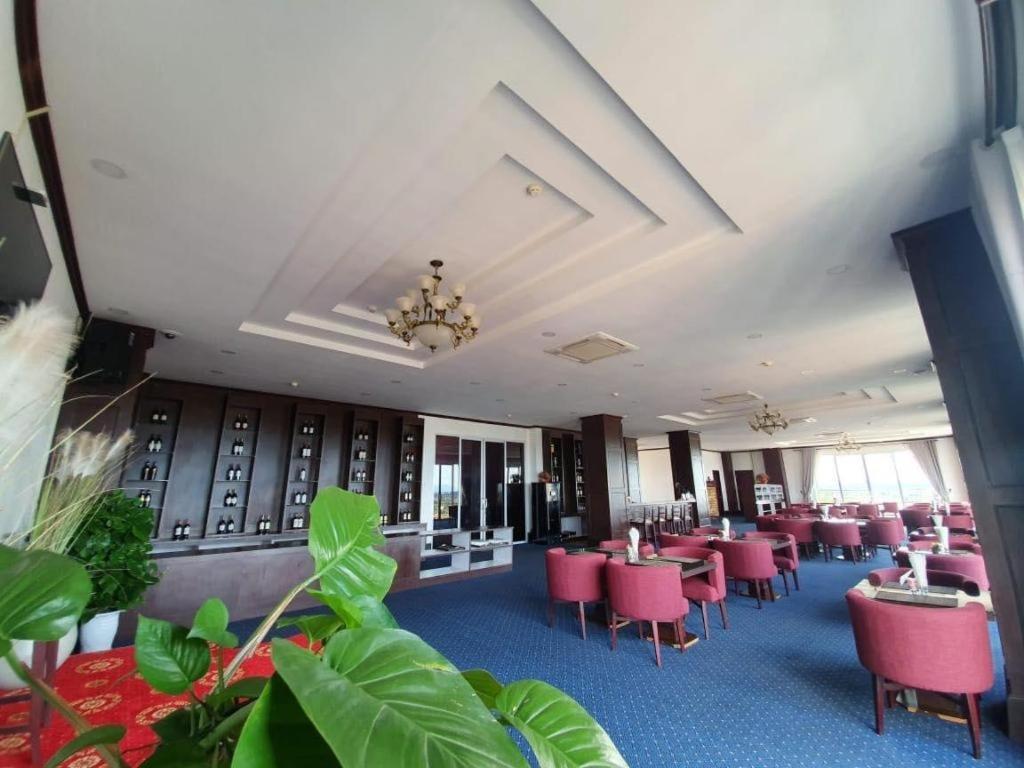 คอนติเนนตัล พลาซา เวียงจันทน์ Hotel Ban Nongdouang ภายนอก รูปภาพ