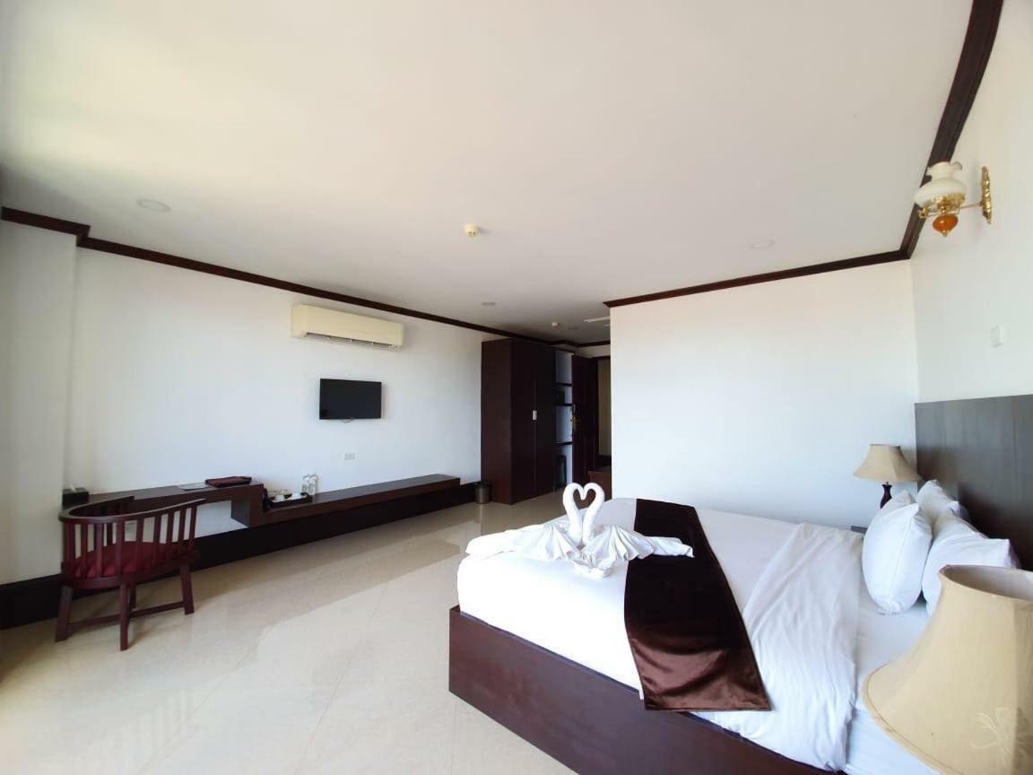 คอนติเนนตัล พลาซา เวียงจันทน์ Hotel Ban Nongdouang ภายนอก รูปภาพ